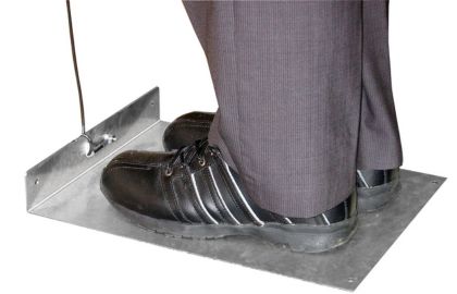 Prüfgerät für elektrostatisch ableitfähiges Schuhwerk